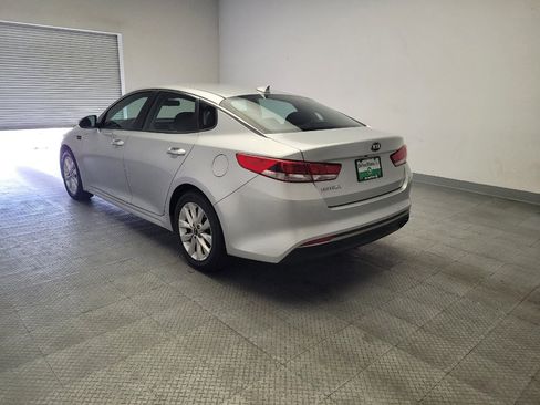 Used 2017 Kia Optima LX w/ Option Group 014 image 5