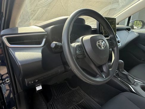 Used 2023 Toyota Corolla LE FWD image 19