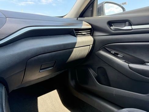 Used 2023 Nissan Altima 2.5 SV image 22
