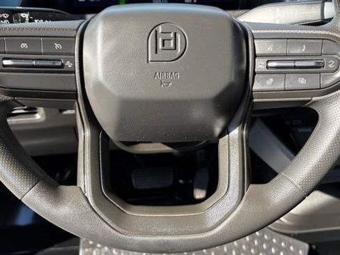 Used 2024 Chevrolet Brightdrop 600 w/ Battery Pack, Max Range AWD/4WD image 23