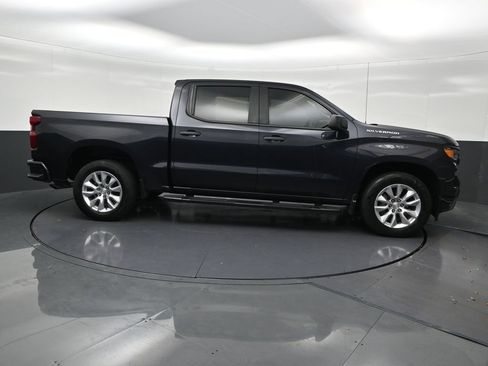 Used 2023 Chevrolet Silverado 1500 Custom RWD image 7