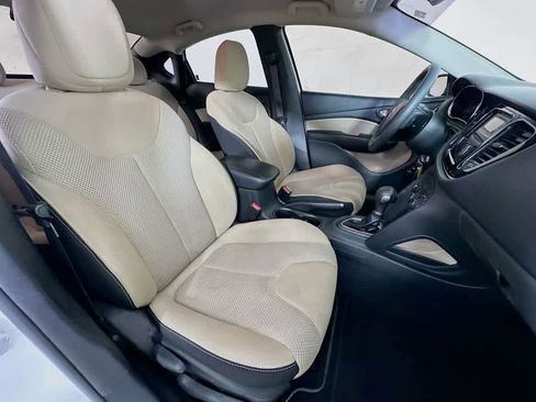 Used 2015 Dodge Dart SXT FWD image 13