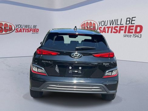 Certified 2022 Hyundai Kona Limited w/ Cargo Package FWD image 5