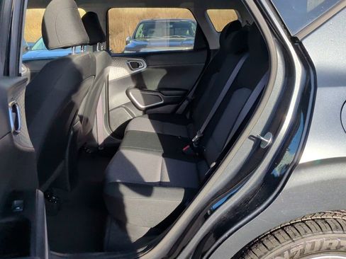 Certified 2023 Kia Soul LX w/ LX Technology Package image 11