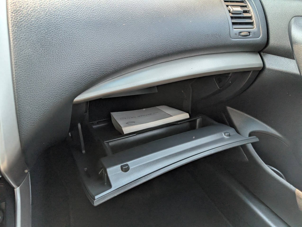 Used 2015 Nissan Altima 2.5 S w/ Power Driver Seat Package FWD image 29