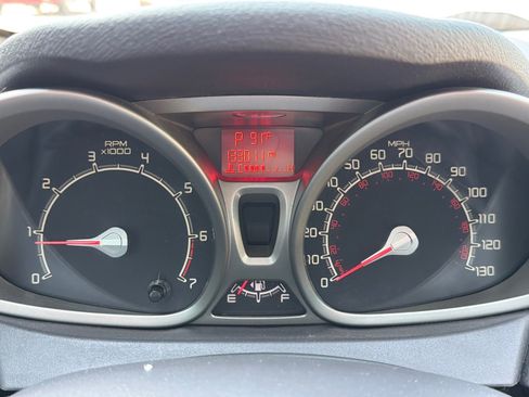 Used 2013 Ford Fiesta SE w/ Super Fuel Economy Pkg FWD image 14