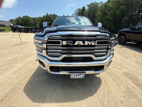 New 2026 RAM 2500 Laramie AWD/4WD image 8