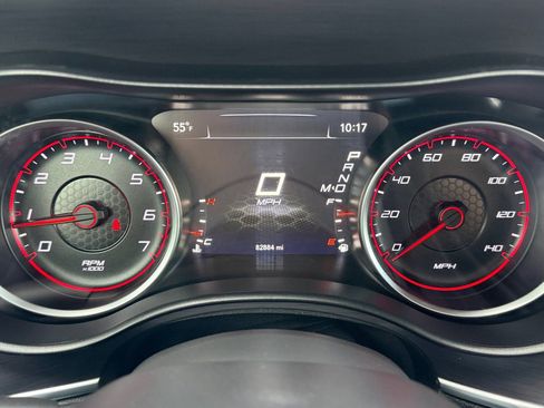 Used 2017 Dodge Charger SE RWD image 23