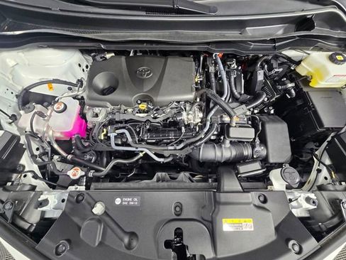 Used 2025 Toyota Sienna XSE FWD image 13
