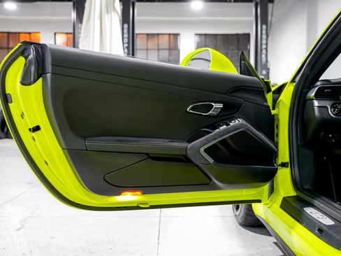 Used 2018 Porsche 911 GT3 image 22