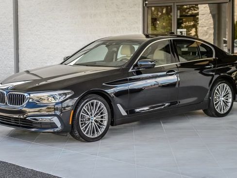 Used 2017 BMW 540i RWD image 6