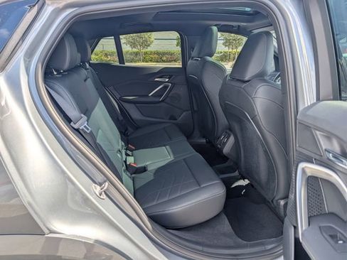 Used 2025 BMW X2 xDrive28i image 12