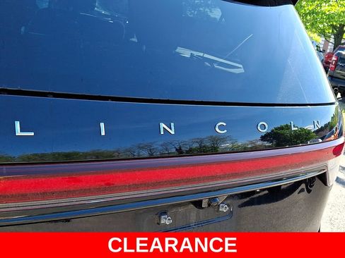 Used 2025 Lincoln Aviator AWD image 29