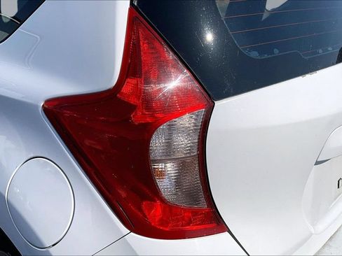 Used 2015 Nissan Versa Note SV FWD image 27