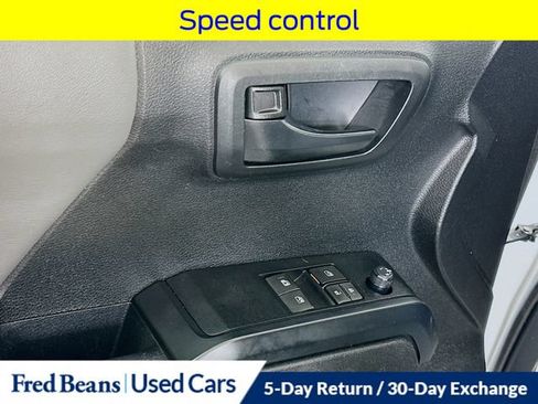 Used 2022 Toyota Tacoma SR AWD/4WD image 21