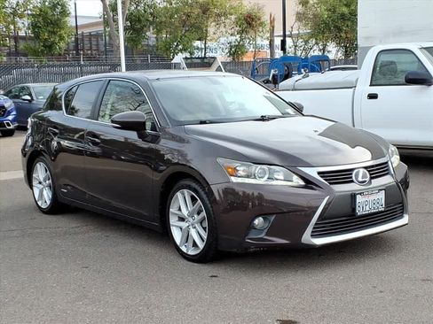 Used 2014 Lexus CT 200h FWD image 3