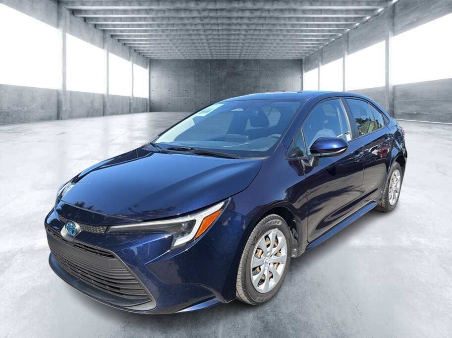 Used 2023 Toyota Corolla LE FWD image 1