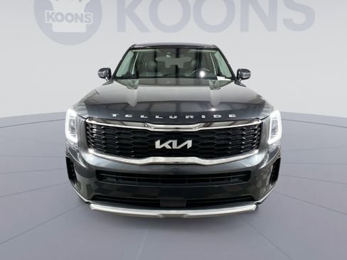 Used 2022 Kia Telluride LX image 11
