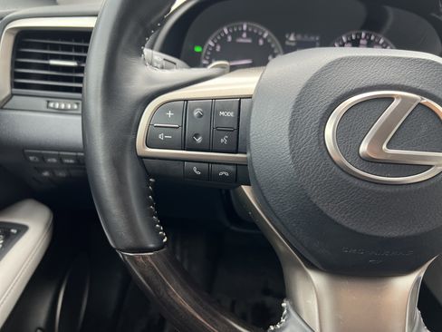 Used 2022 Lexus RX 350L Luxury w/ Accessory Package (Z1) FWD image 19