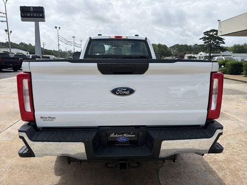 Used 2023 Ford F250 XL w/ XL Chrome Package AWD/4WD image 7