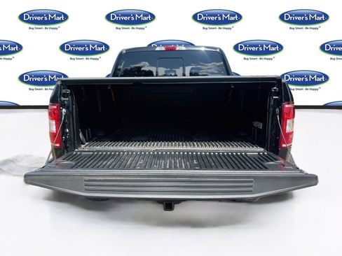Used 2018 Ford F150 XLT w/ Equipment Group 302A Luxury AWD/4WD image 17