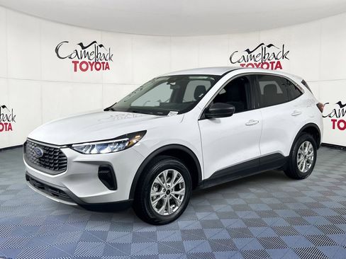 Used 2024 Ford Escape Active w/ Tech Pack #1 image 2