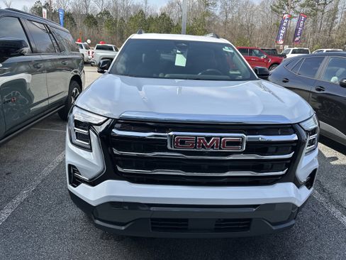 New 2026 GMC Terrain Elevation w/ Elevation Premium Package image 2