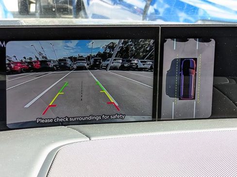 New 2025 Lincoln Navigator L Black Label image 21