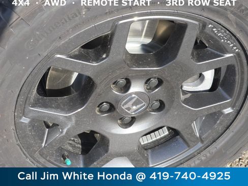 New 2025 Honda Pilot TrailSport image 11