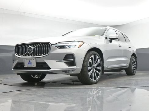 Used 2023 Volvo XC60 B6 Ultimate w/ Climate Package AWD/4WD image 12