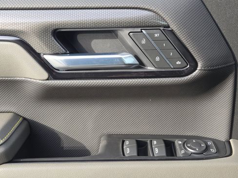 New 2026 Chevrolet Silverado 1500 ZR2 w/ Dark Appearance Package image 17