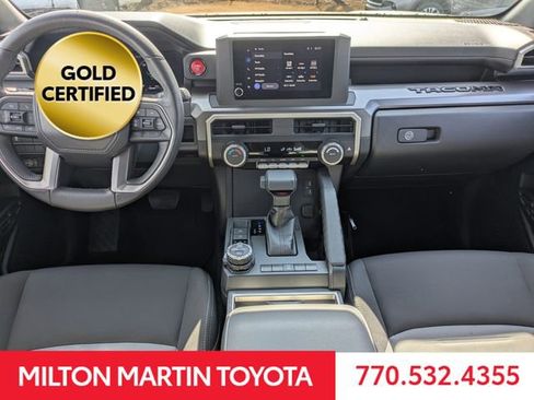 Certified 2025 Toyota Tacoma TRD Off-Road image 15