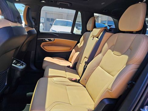 Certified 2023 Volvo XC90 B6 Ultimate AWD/4WD image 19