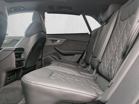 New 2026 Audi SQ8 Prestige image 17