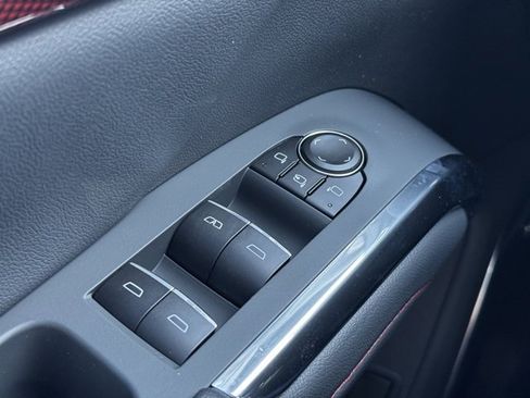 New 2026 Chevrolet Traverse RS image 30