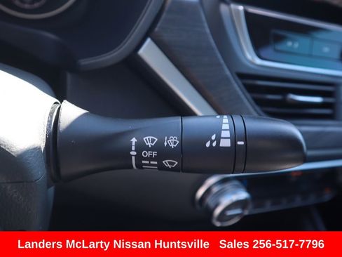 Used 2025 Nissan Altima 2.5 SV w/ SV Premium Package image 24