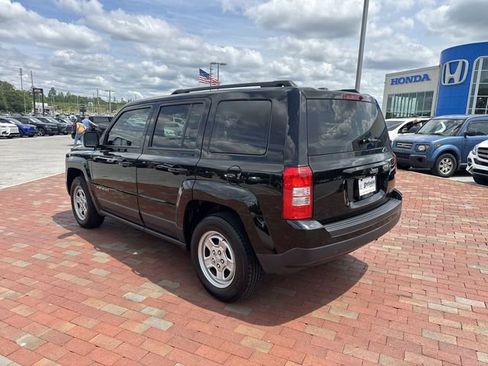 Used 2017 Jeep Patriot Sport w/ Power Value Group FWD image 34