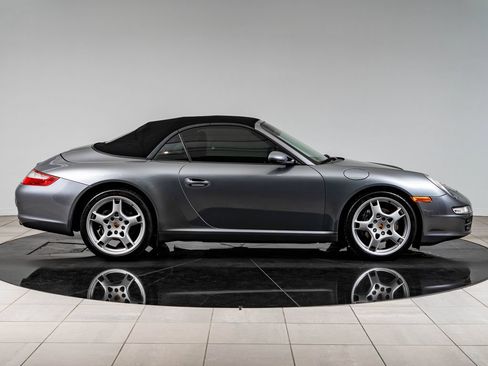 Used 2006 Porsche 911 Carrera RWD image 9