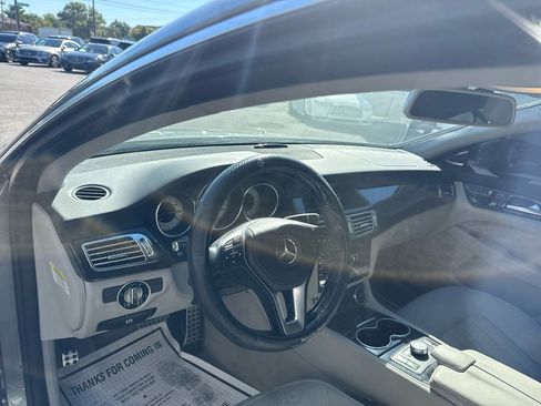 Used 2014 Mercedes-Benz CLS 550 image 18