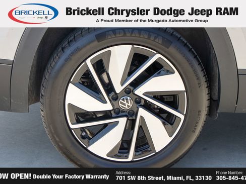 Used 2024 Volkswagen Atlas SE FWD image 34