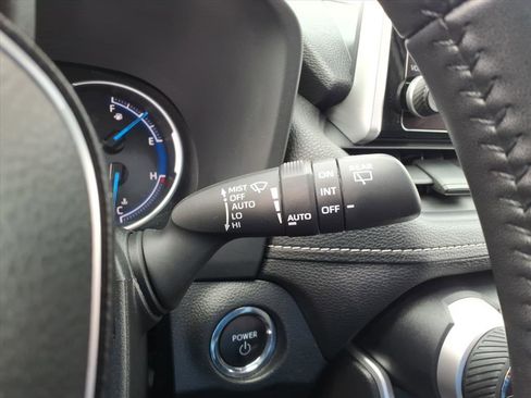 Used 2024 Toyota RAV4 XLE image 19