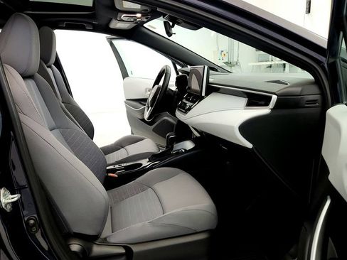 Certified 2023 Toyota Corolla SE w/ SE Premium Package FWD image 17
