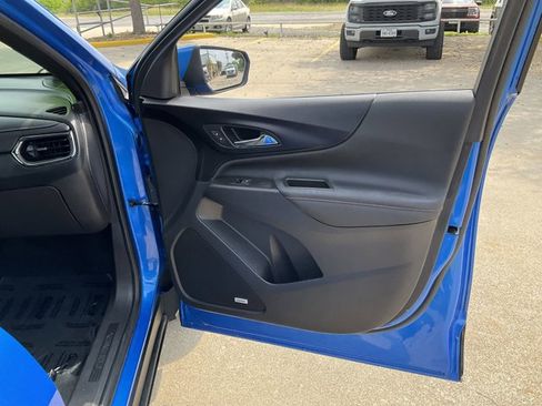 Used 2024 Chevrolet Equinox RS w/ RS Leather Package FWD image 19