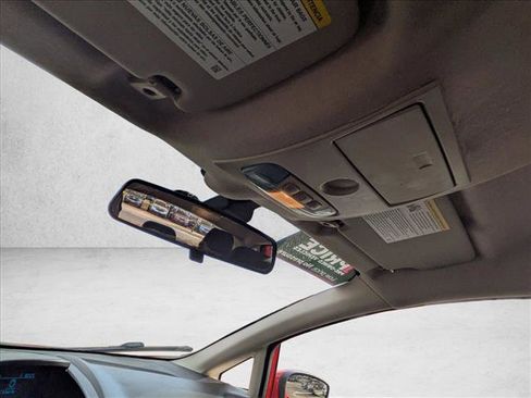 Used 2014 Ford Fiesta SE image 19