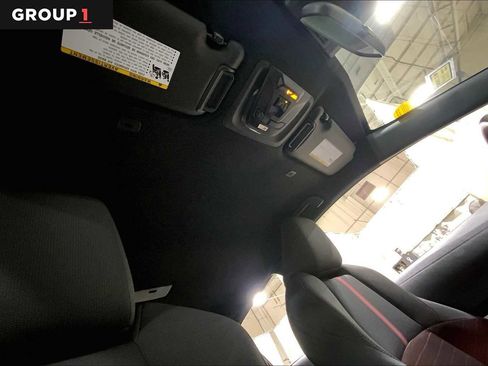 Certified 2025 Toyota Corolla SE image 13