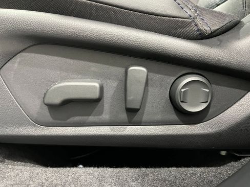 New 2026 Subaru Forester Premium AWD/4WD image 13