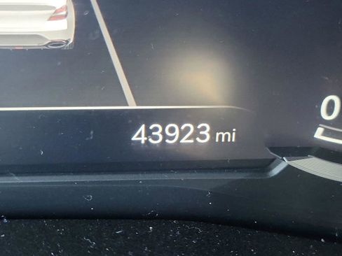 Used 2022 Genesis G70 3.3T image 18