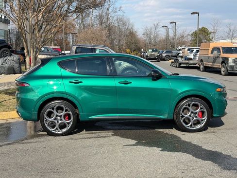 Used 2025 Alfa Romeo Tonale Tributo Italiano image 5