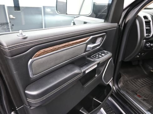 Used 2019 RAM 1500 Laramie image 13