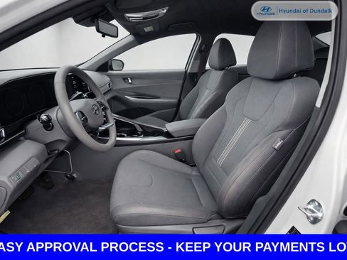 Used 2021 Hyundai Elantra SEL FWD image 8